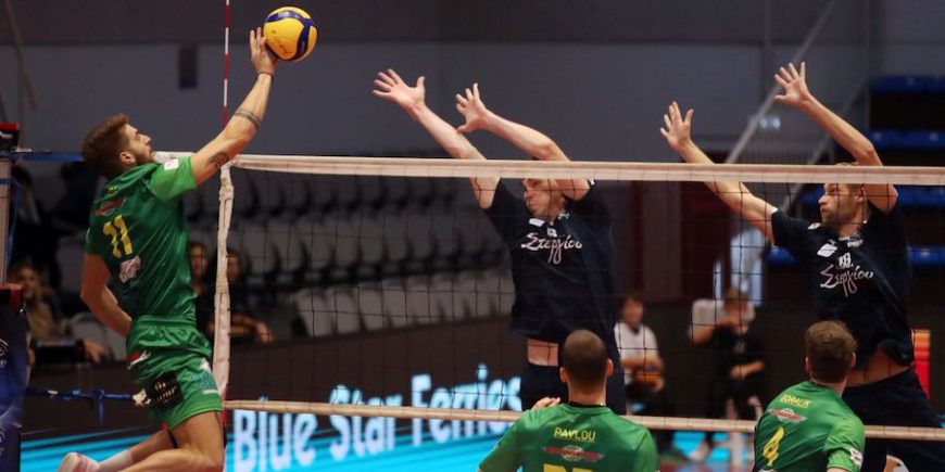 Ο Άγγελος Μάρκου στο φιλέ